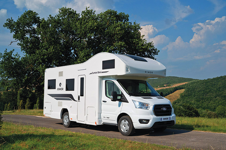 Na każdą trasę i każdy portfel – oferta taniekamperowanie.pl 8