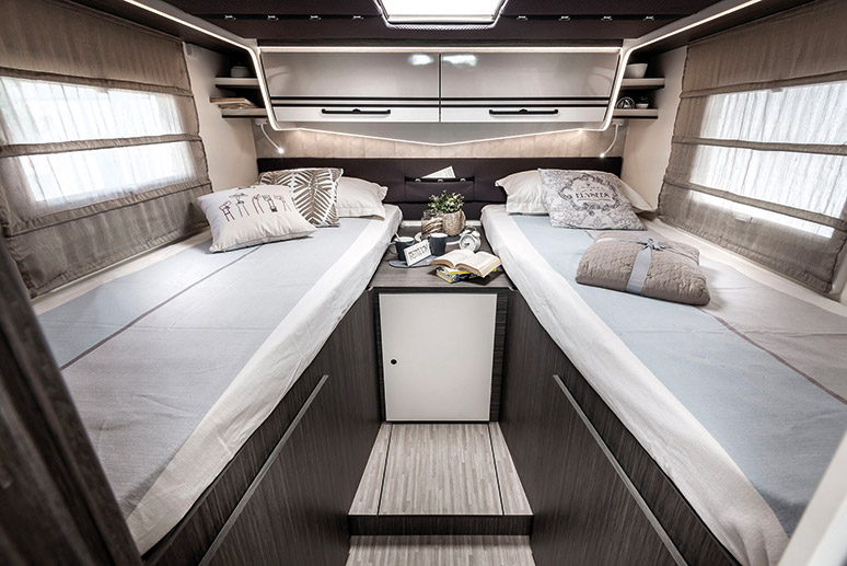Nowy salon Spider Camper. Otomin koło Gdańska 6