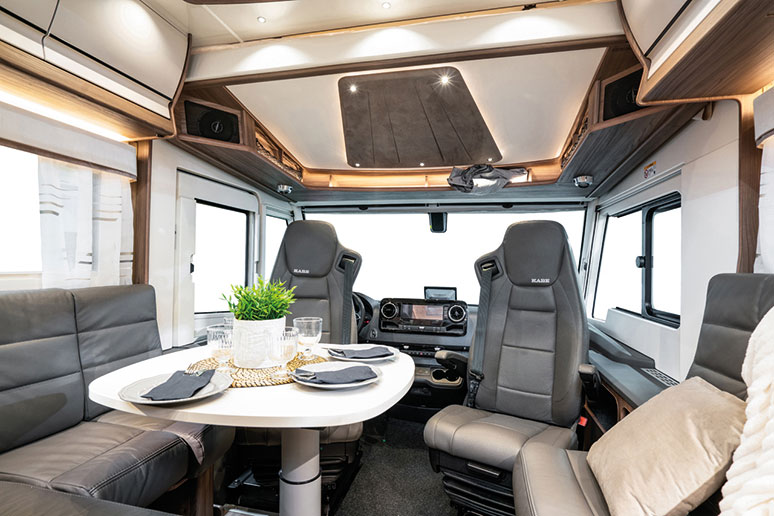 Kabe Imperial 910 QB. Komfort i elegencja w każdym detalu 1