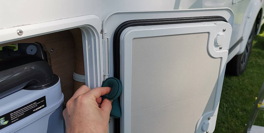 Przygotowanie kampera i przyczepy do sezonu